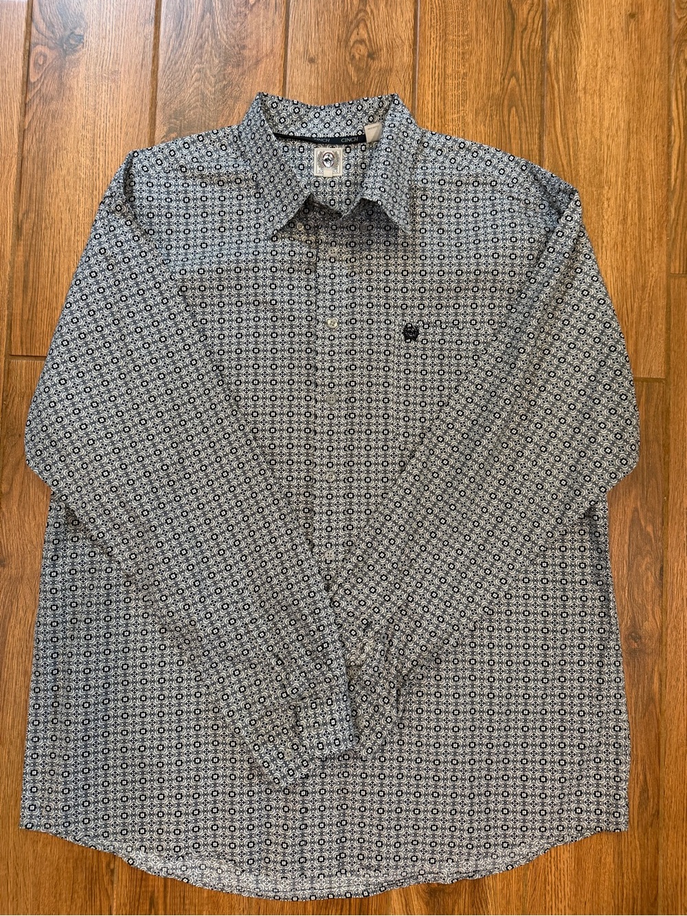 Cinch Men's Black & White Geo Print Button-Down Shirt / XL